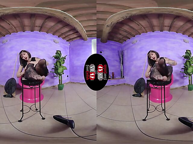 VR foot fetish with dirty talking witch Ammalia