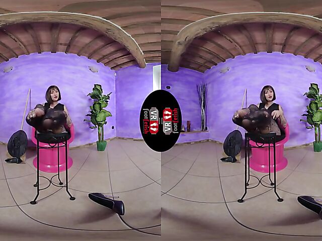 VR foot fetish with dirty talking witch Ammalia