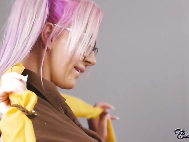 Naughty girl scout Zoe Grey wants cum on glasses