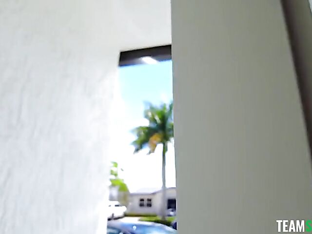 Leana Lovings and Lacy Tate shooting the FFM threesome scene