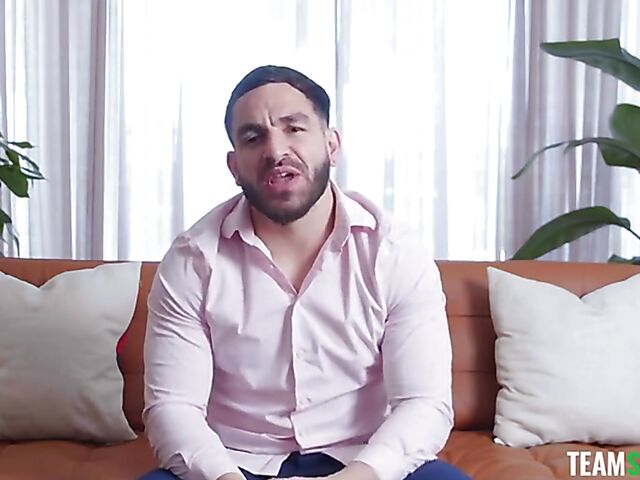 Leana Lovings and Lacy Tate shooting the FFM threesome scene