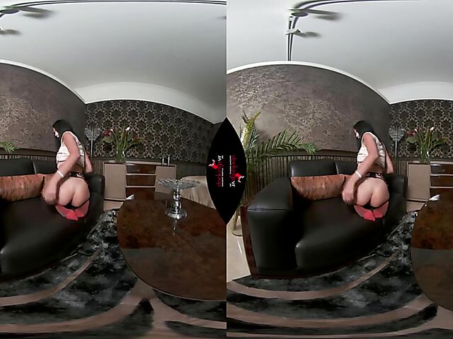 Stockings and panties masturbation in VR 3D with Mia Trejsi