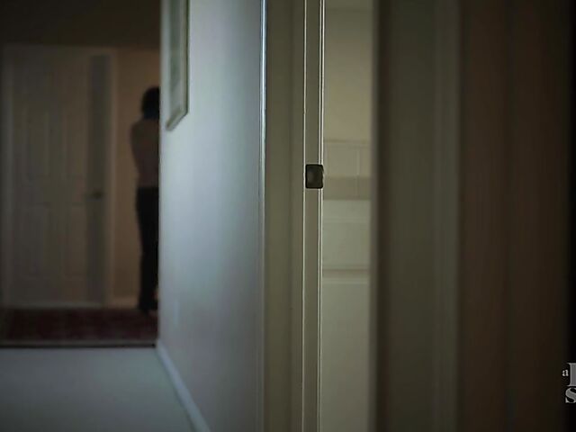 Short hair mom Olive Glass turns on her stepson