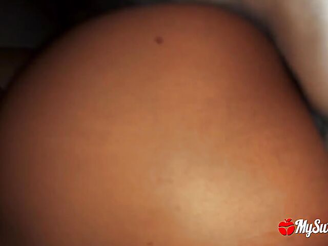 My Sweet Apple: POV girlfriend under the sheets