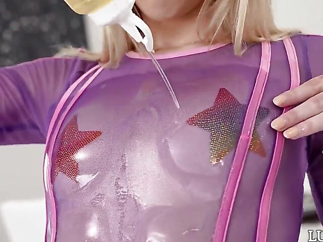 Oiled teen Lily Larimar gets banged in pink fishnets