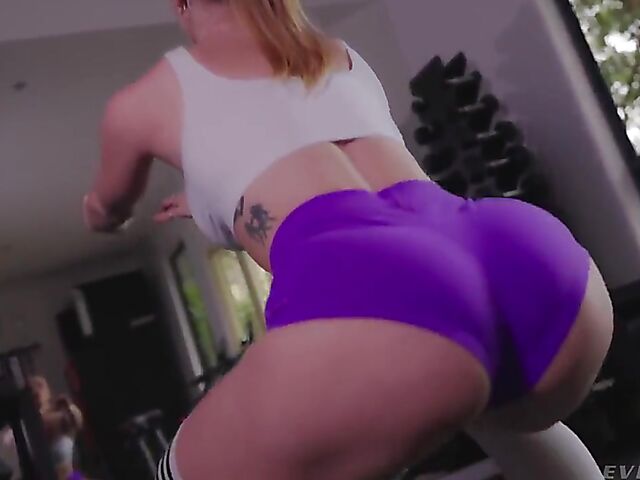 Fitness anal in the gym with tight babe Scarlet Chase