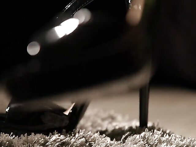 Clothed anal sex in black with elegant Francys Belle