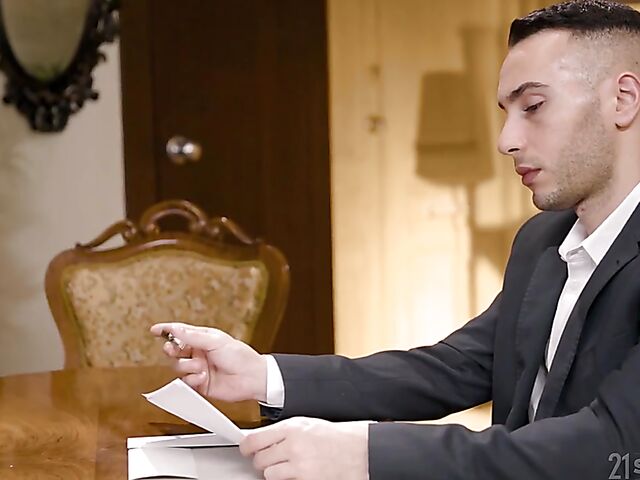 Hot anal with seductive beauty Stacy Bloom