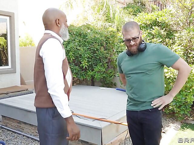 Mena Carlisle - Horny ebony interracial with a lucky landscaper