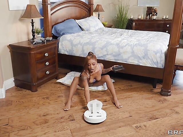 Mena Carlisle - Horny ebony interracial with a lucky landscaper