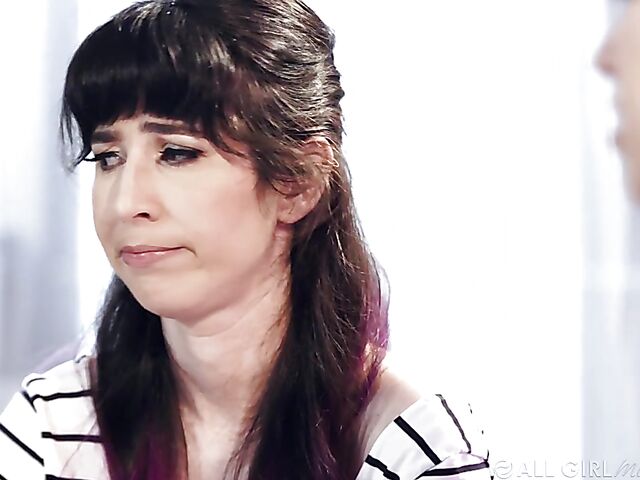 Lesbian bath sex featuring Serena Blair and Alex Coal