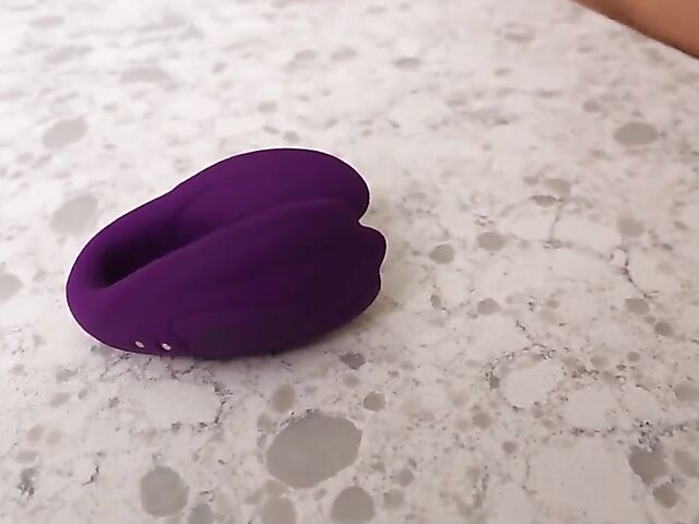 Big natural tits babe Octavia Red gets pussy orgasm