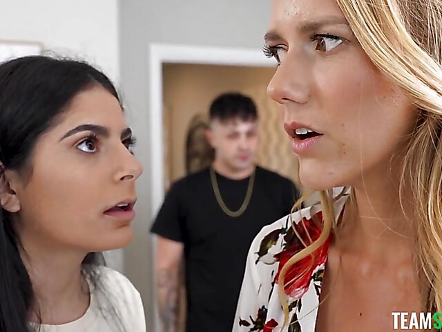 Angel Gostosa & Jasmine Daze - Milf and teen enjoy some pussy licking together and then share a cock