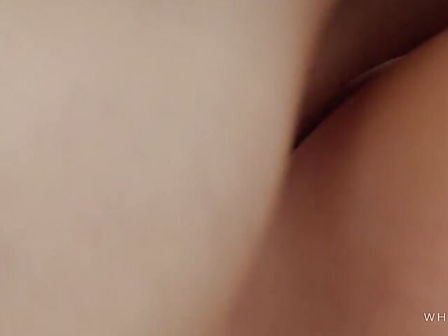 Passionate sex with submissive latina Saphire Lapiedra