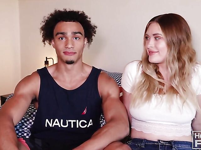 Devin Cold & Lindsay Lee - A charming hot couple banging in bed