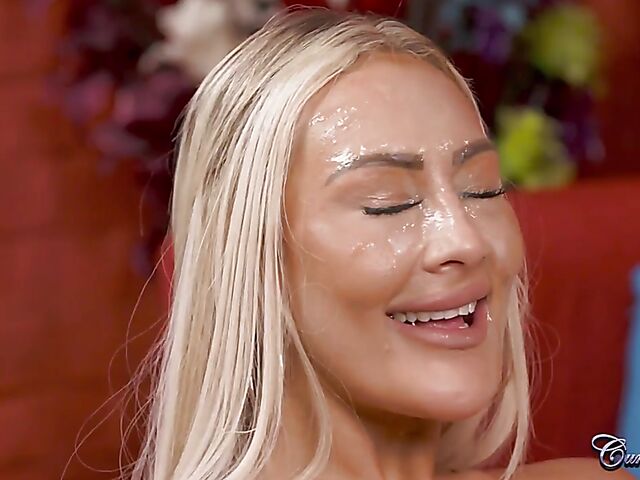 British facial cumshot for long-haired blonde Jess Nova