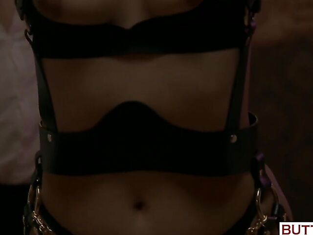 Kinky anal with submissive asian beauty Asia Varga