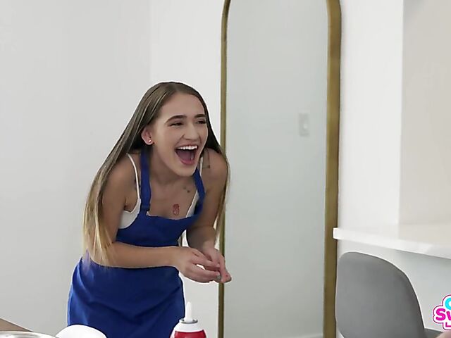 Molly Little and Sera Ryder share it in two girls one guy threesome