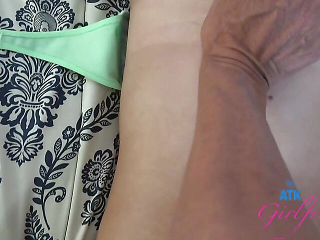 Kimmy Kimm - POV asian girlfriend with nice feet