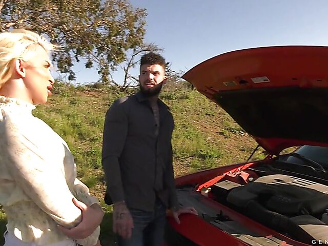 Tranny threesome with Korra Del Rio and Angelina Please who have a guy to share