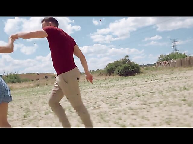 Marina Gold & David el Moreno - Passionate sex with a redhead