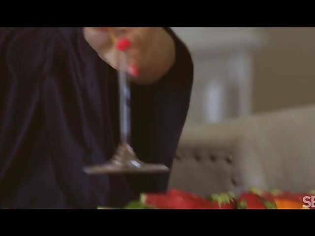 Christy White - Hot sex with a blonde who can't wait