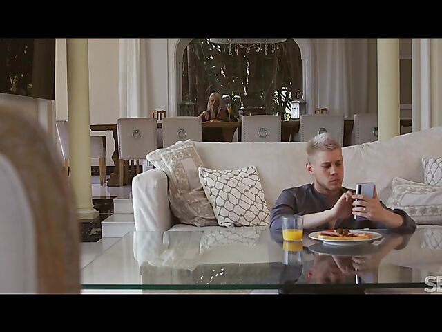 Christy White - Hot sex with a blonde who can't wait