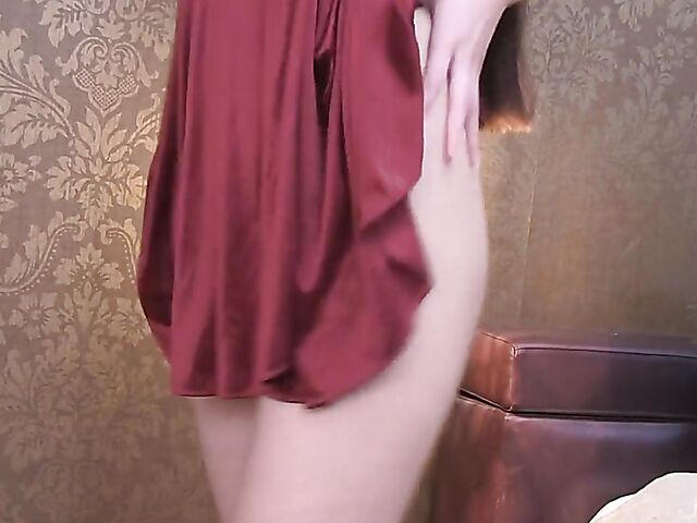 Tammy - Long hair teen solo in the bedroom