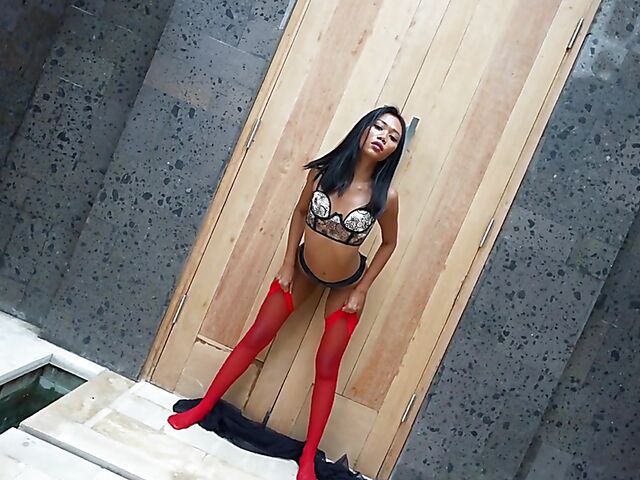 Erotic solo in Indonesia with sensual asian babe Sheeiziss