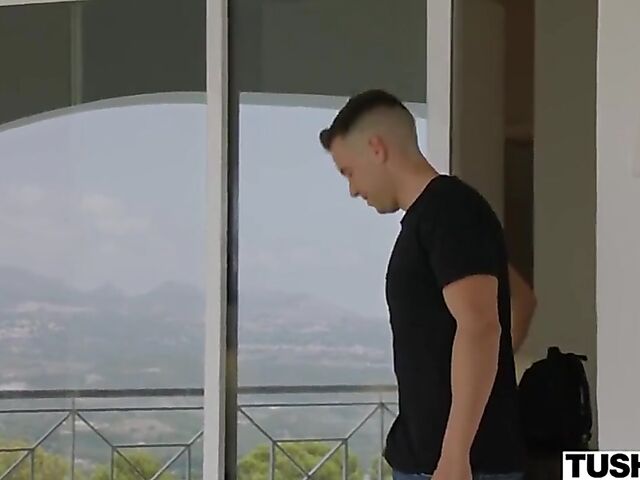 Perfect anal vacation with beautiful Jayla De Angelis