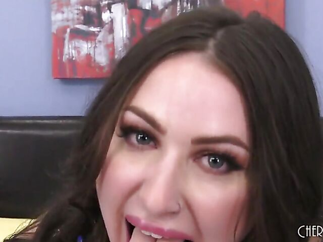 Big tits tattoo babe Bella Blu goes solo with toys live!