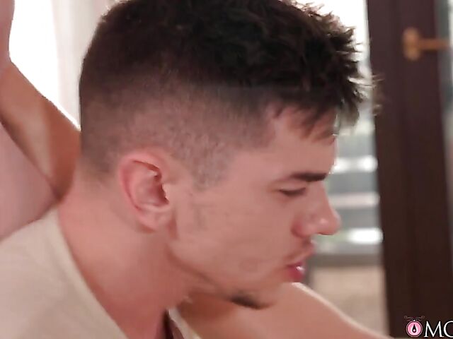 Sexy MILF in stockings Billie Star spreads her long legs in front of a lucky guy