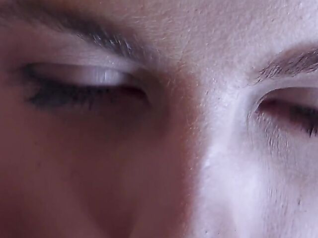 Wake up anal fuck in bed with Bonnie Dolce