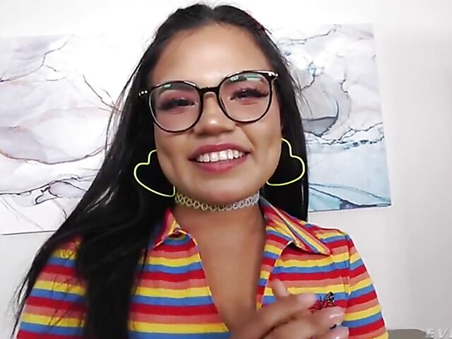 Francesca Le gets Summer Col ready for crazy anal