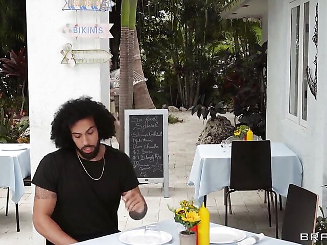 Hot blonde waitress with big tits Blake Blossom takes advantage of the situation