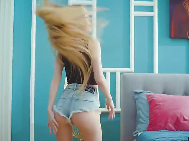 Long-haired young babe Nata Ocean is in the mood for sex