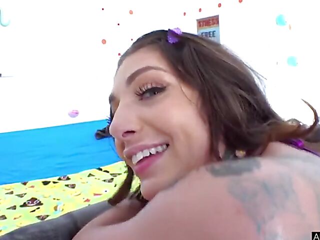 Ass to mouth threesome with anal hungry girls Valerica Steele and Brenna Mckenna