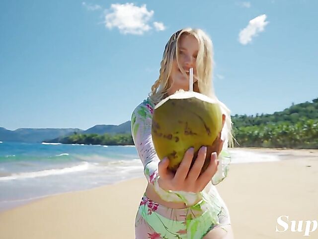 Erotic beach solo with big tits blonde Mashenka