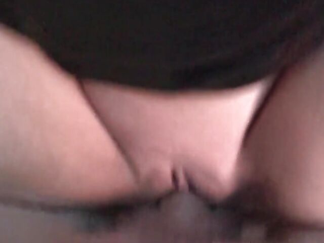 Brianna Beach - Thick mom POV fucked in her bed