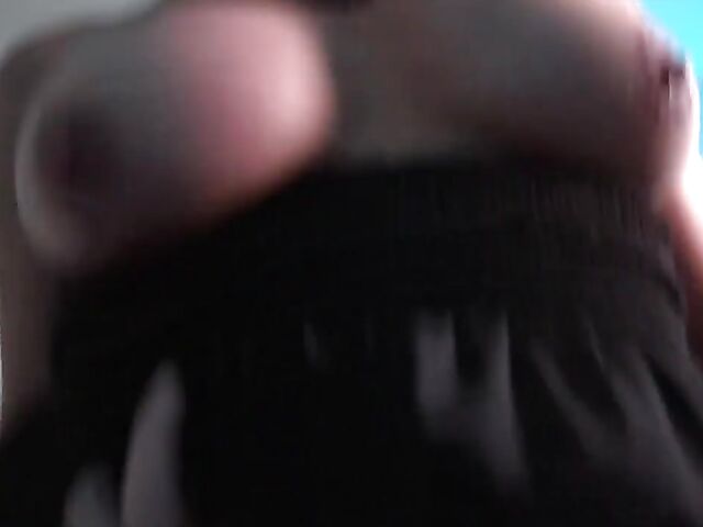 Brianna Beach - Thick mom POV fucked in her bed