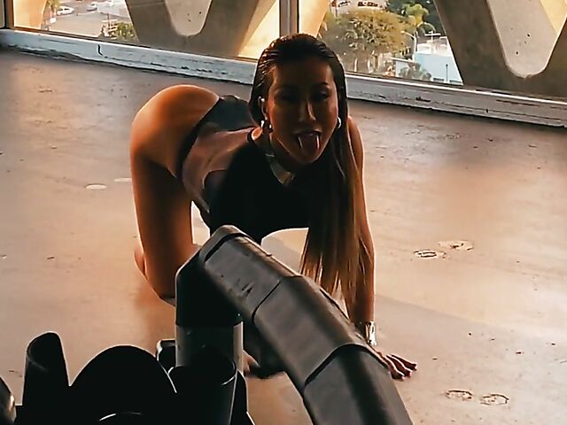 Photoshoot backstage with gorgeous asian pornstar Nicole Doshi