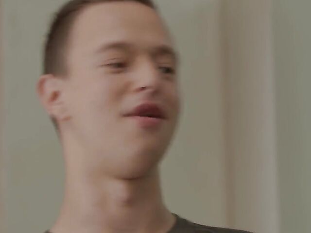 Angelica Heart gets caught doing nude yoga