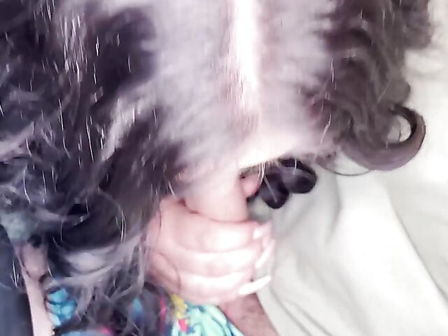 Busty BBW latina Cremita gets picked up and pounded