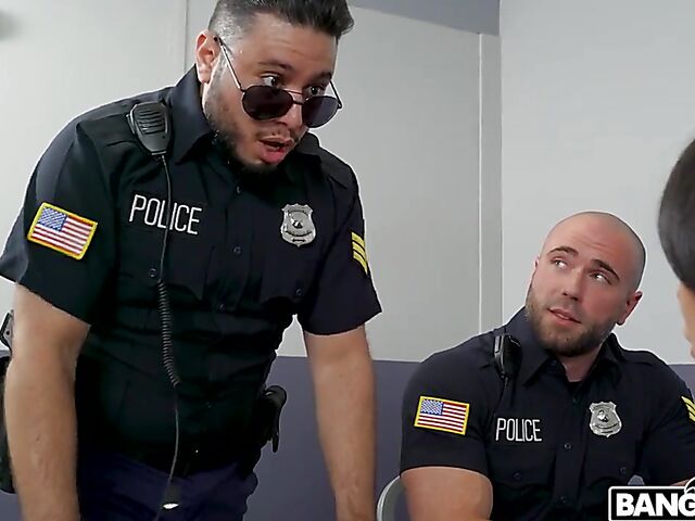 Jane Wilde gets ass fucked by the policeman