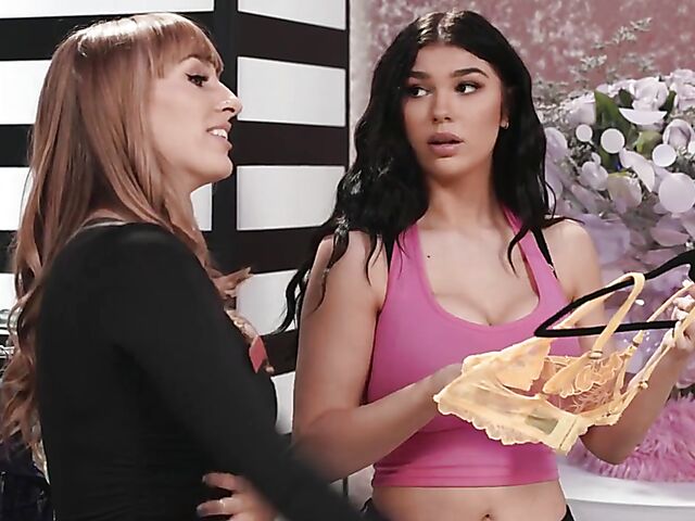 Big natural tits lesbian girls Angel Youngs and Aria Taylor choose the right bra