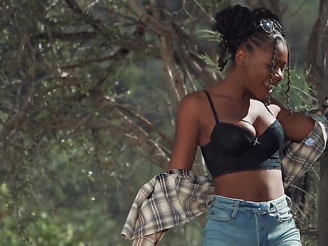 Hazel Grace - Graceful ebony masturbating outdoors in a pickup truck