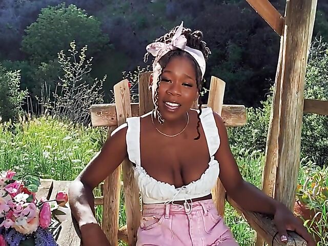 Hazel Grace - Graceful ebony masturbating outdoors in a pickup truck