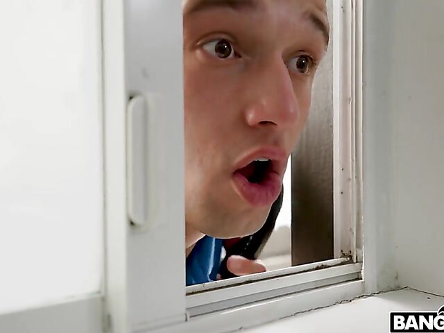 Johnny Love spies on Graycee Baybee's sexy boobs in the shower