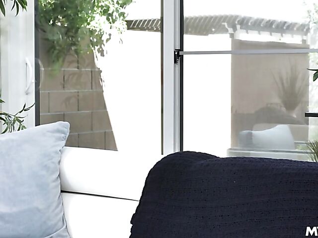 Aurora Fox - Delicious MILF casting for your entertainment