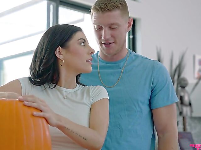 Theodora Day and Lily Larimar having free use hot threesome on Halloween